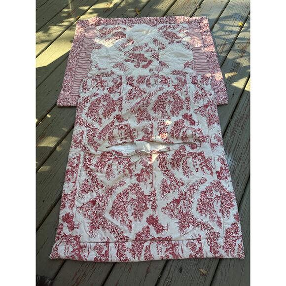 French country Toile quilted pillow shams red white reversible standard set 2 - Picture 14 of 16